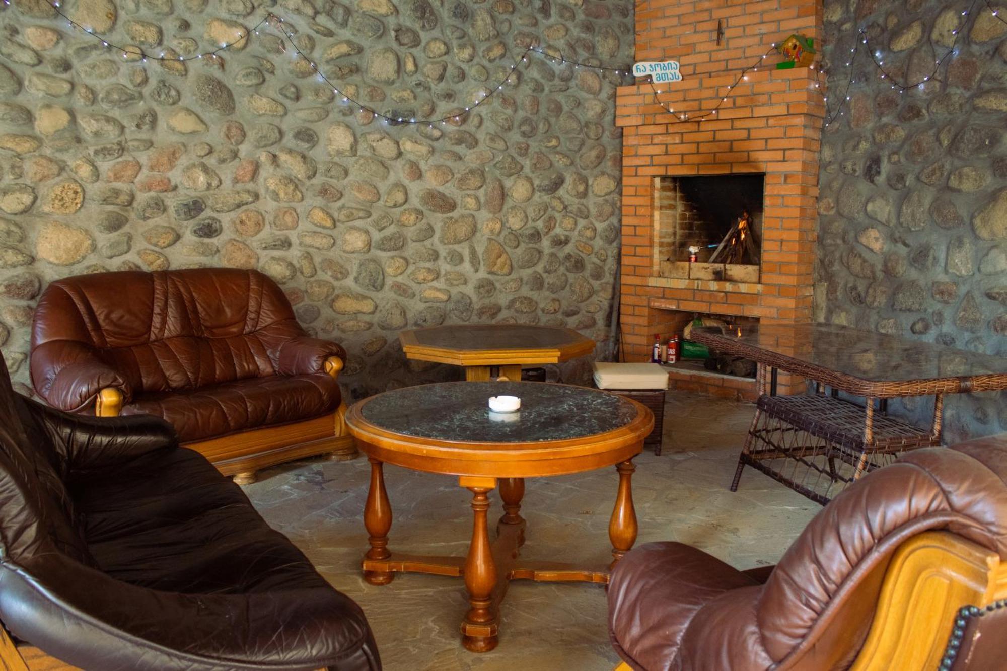 קזבגי Guest House Oxygen מראה חיצוני תמונה